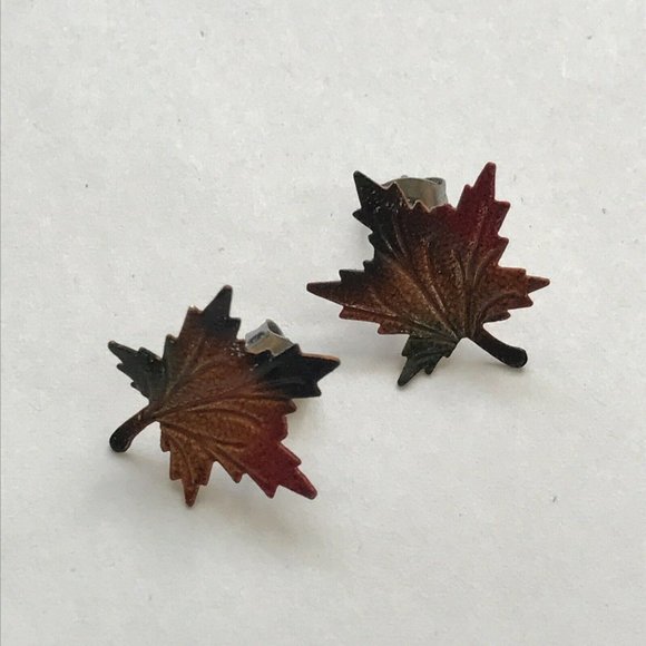 Vintage Maple Leaf Fall Leaves Nature Earrings - Picture 5 of 6